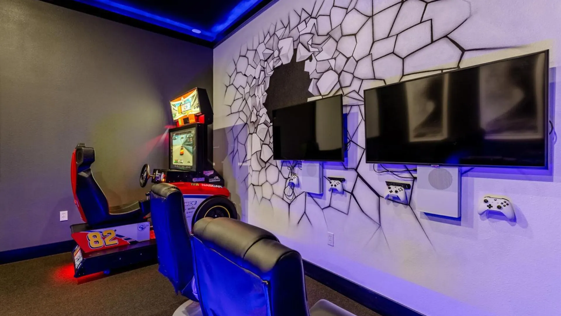 Villa Luxurious Retreat In The Heart Of Orlando6581 Kissimmee