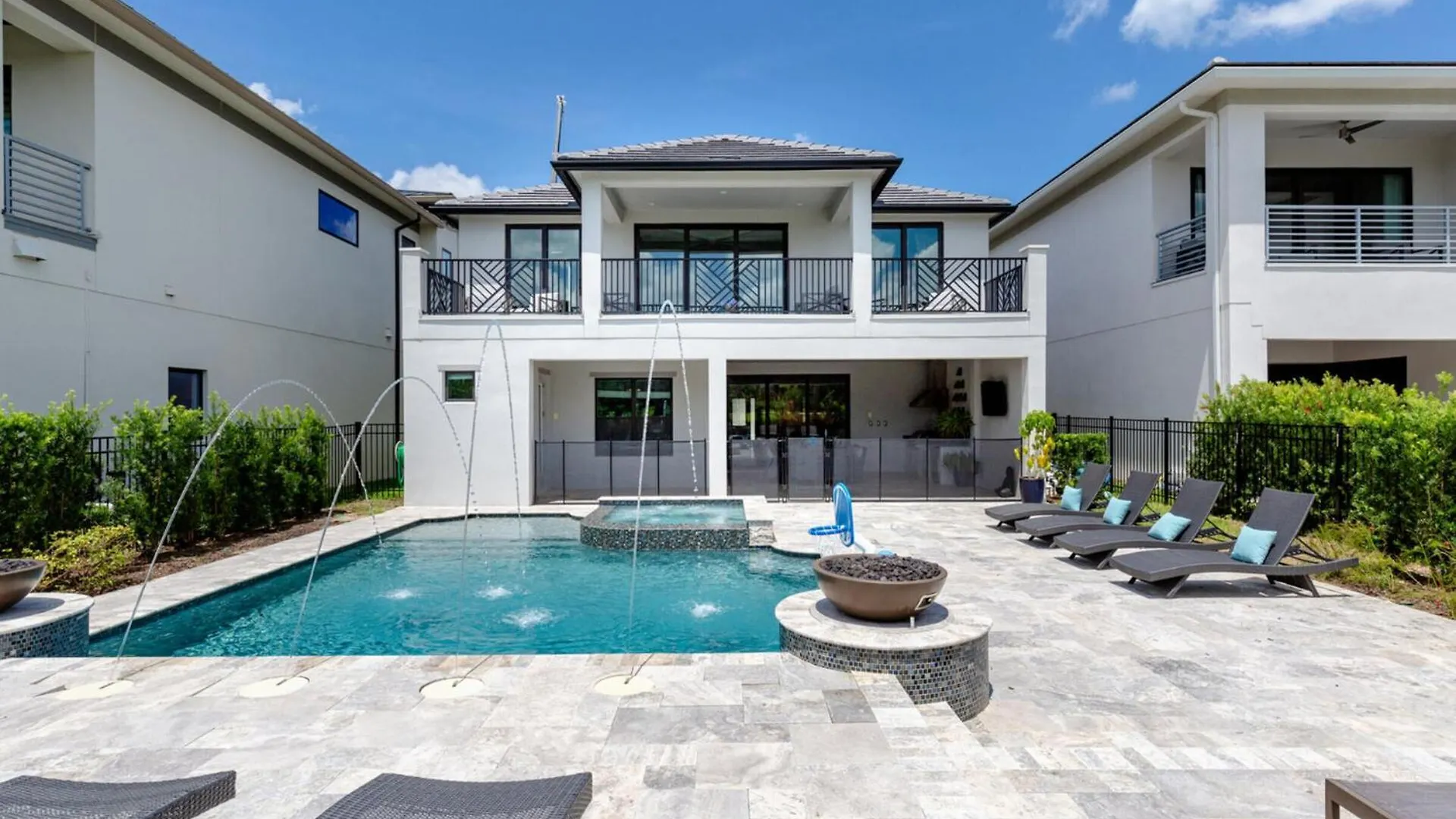 Luxurious Retreat In The Heart Of Orlando6581 Villa