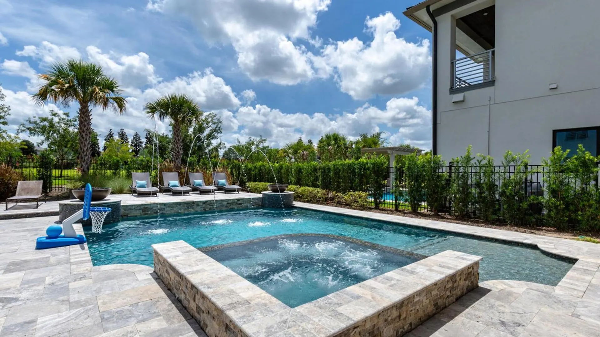 Luxurious Retreat In The Heart Of Orlando6581 Villa