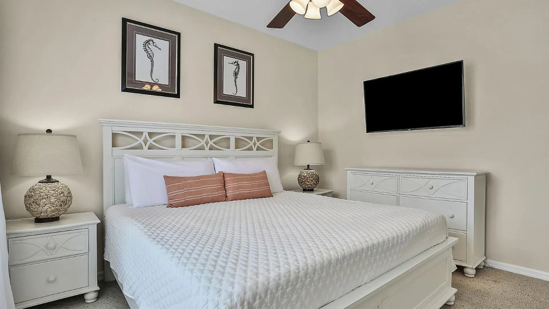 Paradise Found: Charming 5 Bedroom Villa6564 Villa