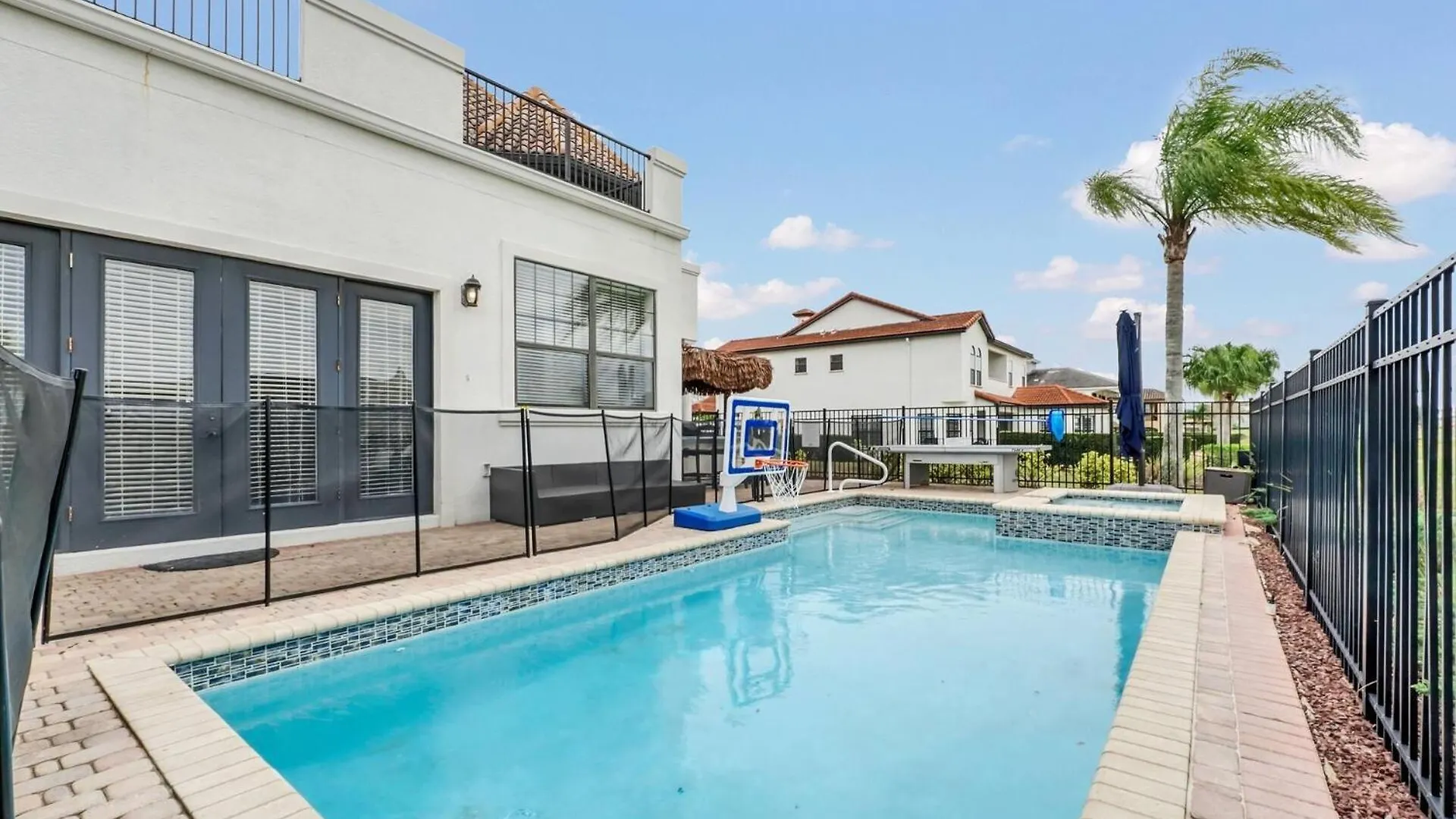 Luxury Living: 6 Bedroom In Orlando6555 Villa