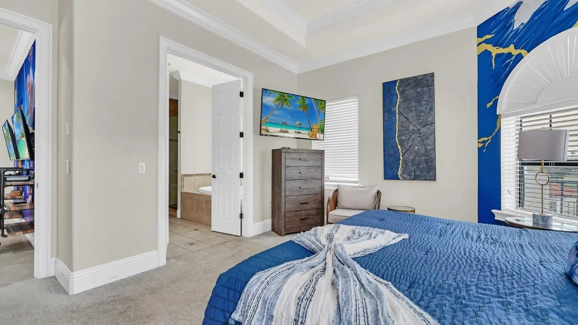 Luxury Living: 6 Bedroom In Orlando6555 Villa