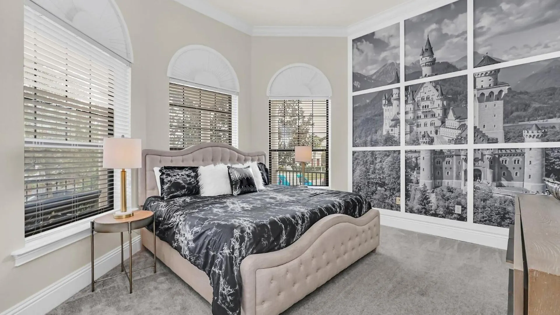 Luxury Living: 6 Bedroom In Orlando6555 Villa *