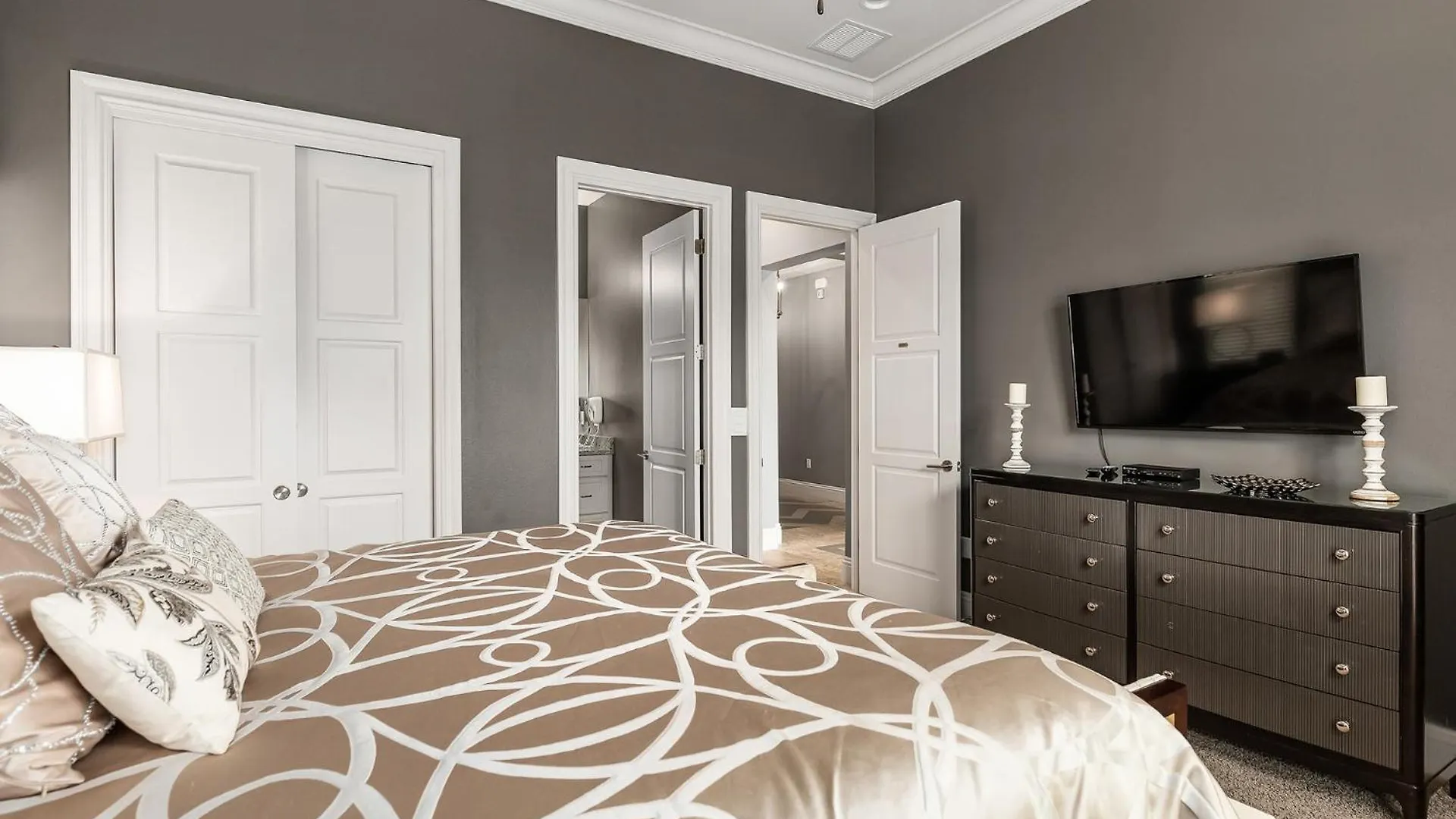 Villa 8br Villa: Your Haven In Orlando6561 Kissimmee