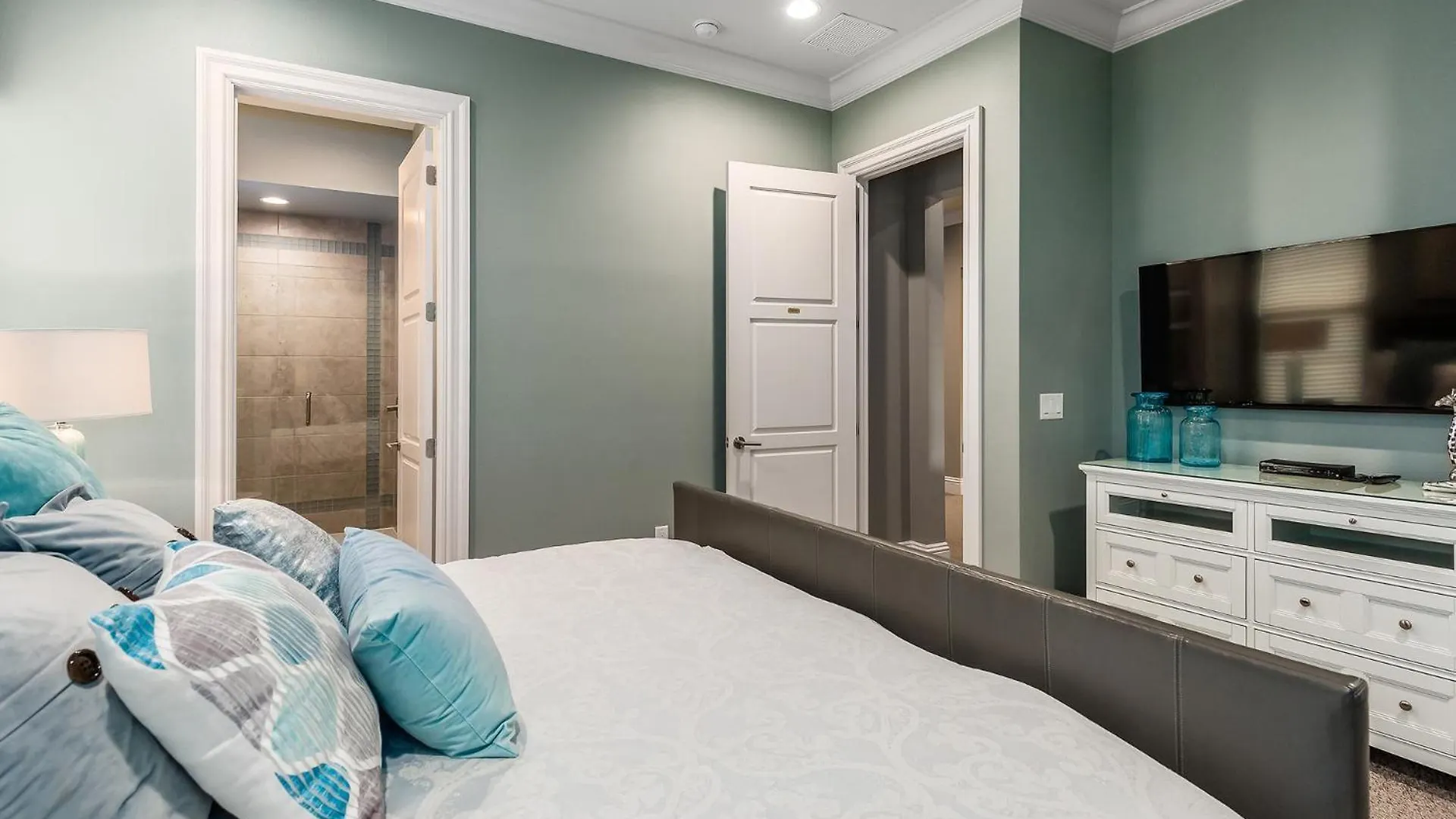 8br Villa: Your Haven In Orlando6561