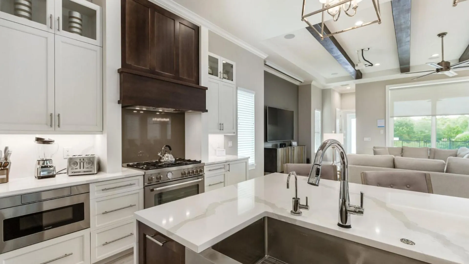 Luxurious 7 Bedroom In Magical Orlando6553 Villa