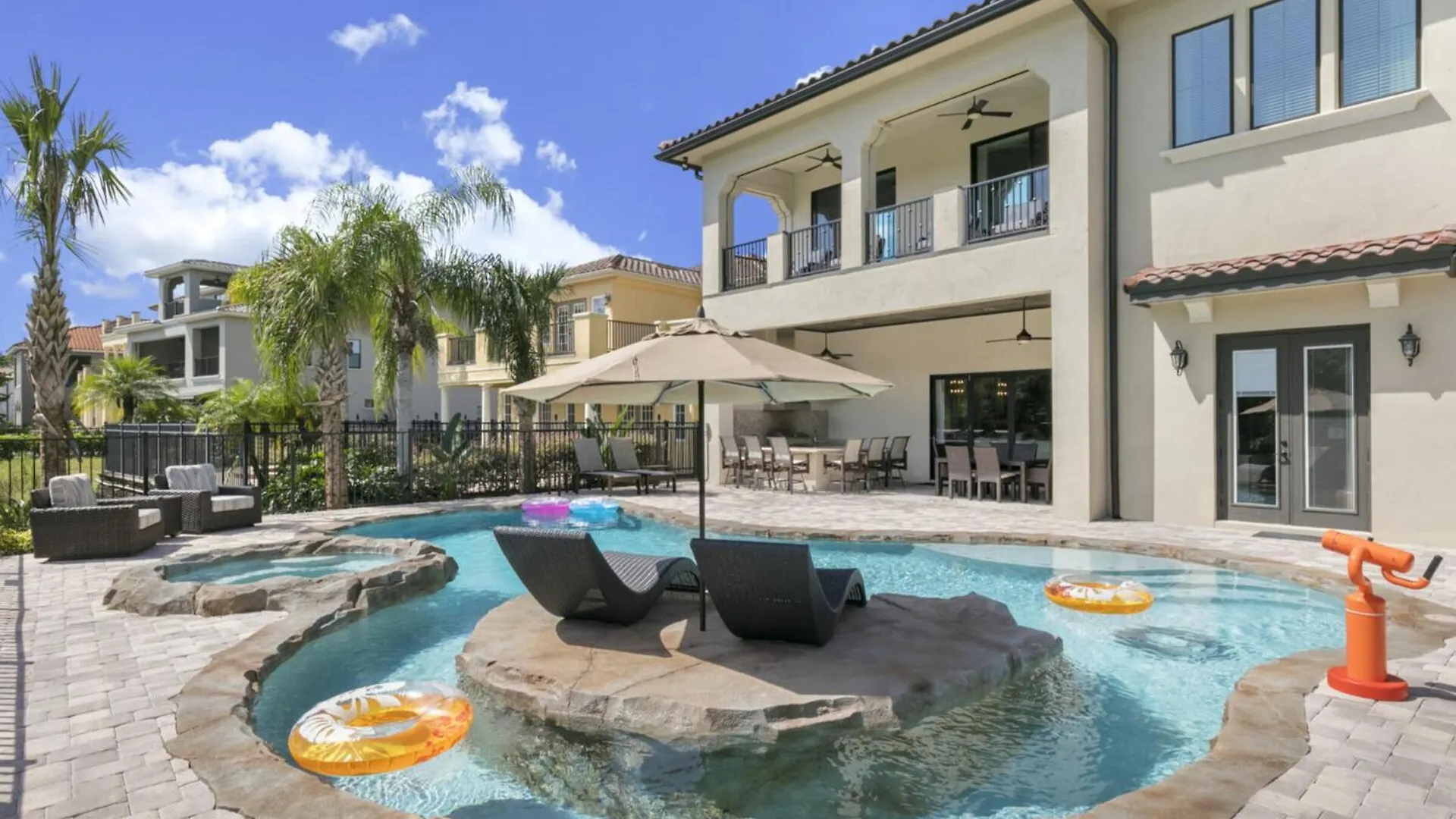 Villa Dreamy 9 Bedroom Retreat In Orlando6542 Kissimmee