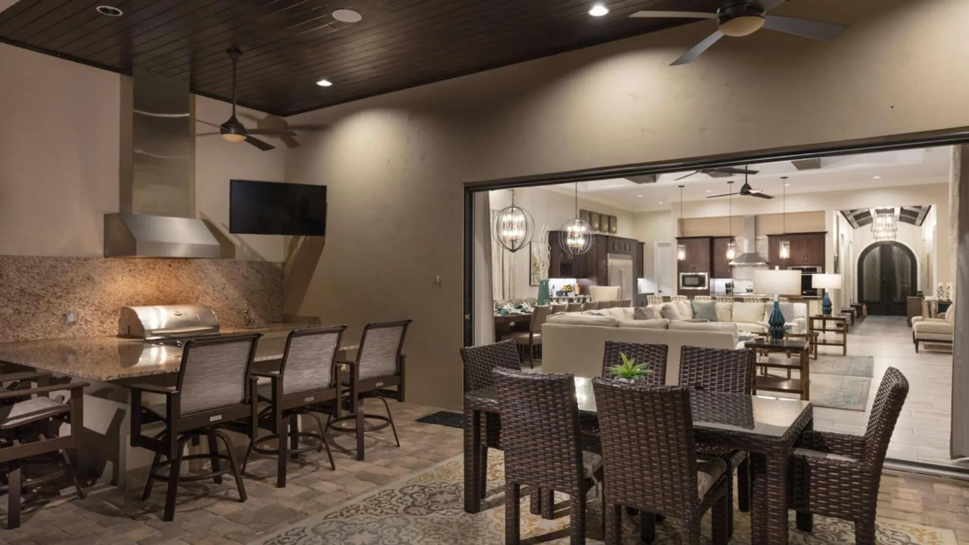 Dreamy 9 Bedroom Retreat In Orlando6542 Kissimmee