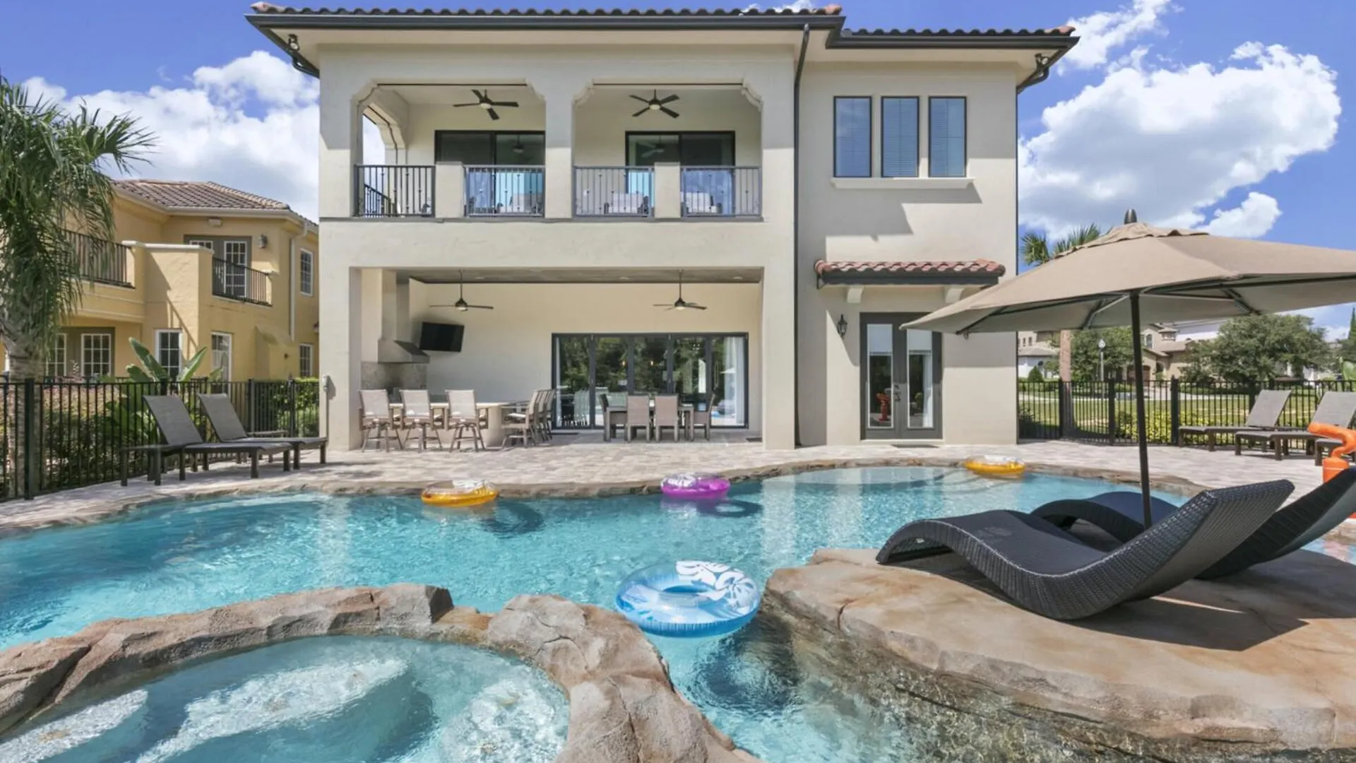 Villa Dreamy 9 Bedroom Retreat In Orlando6542