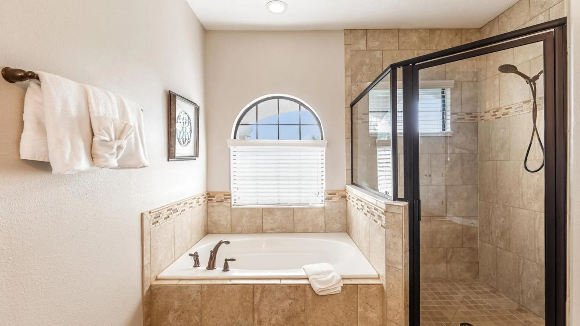 Luxurious 5 Bed In Orlando6539 Kissimmee