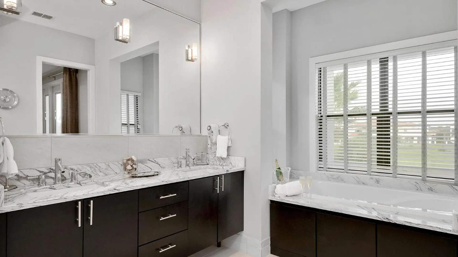Villa Your Dream Vacation In Orlando Awaits6529 Kissimmee