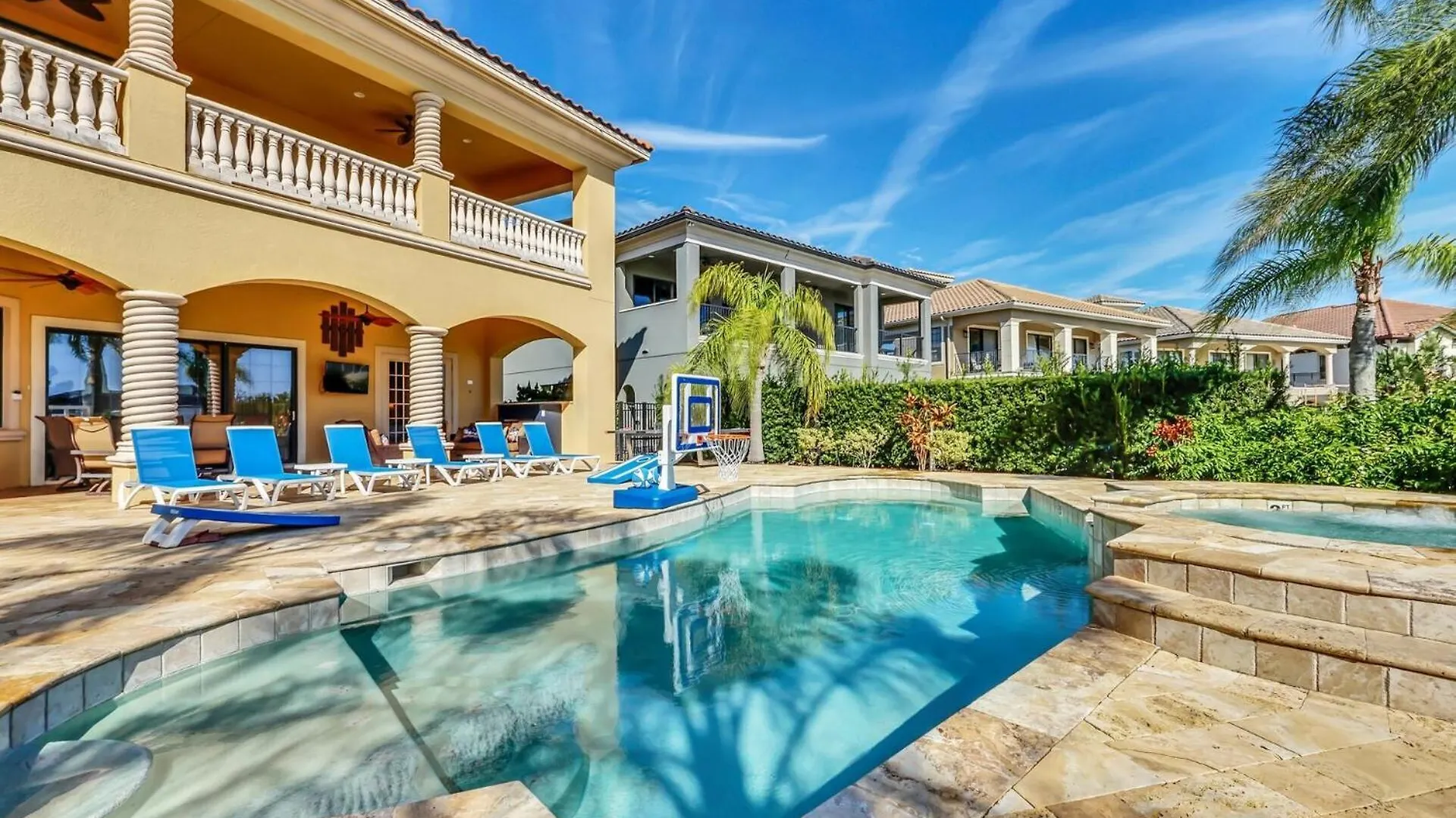 5 Bedroom Beauty In Orlando6509