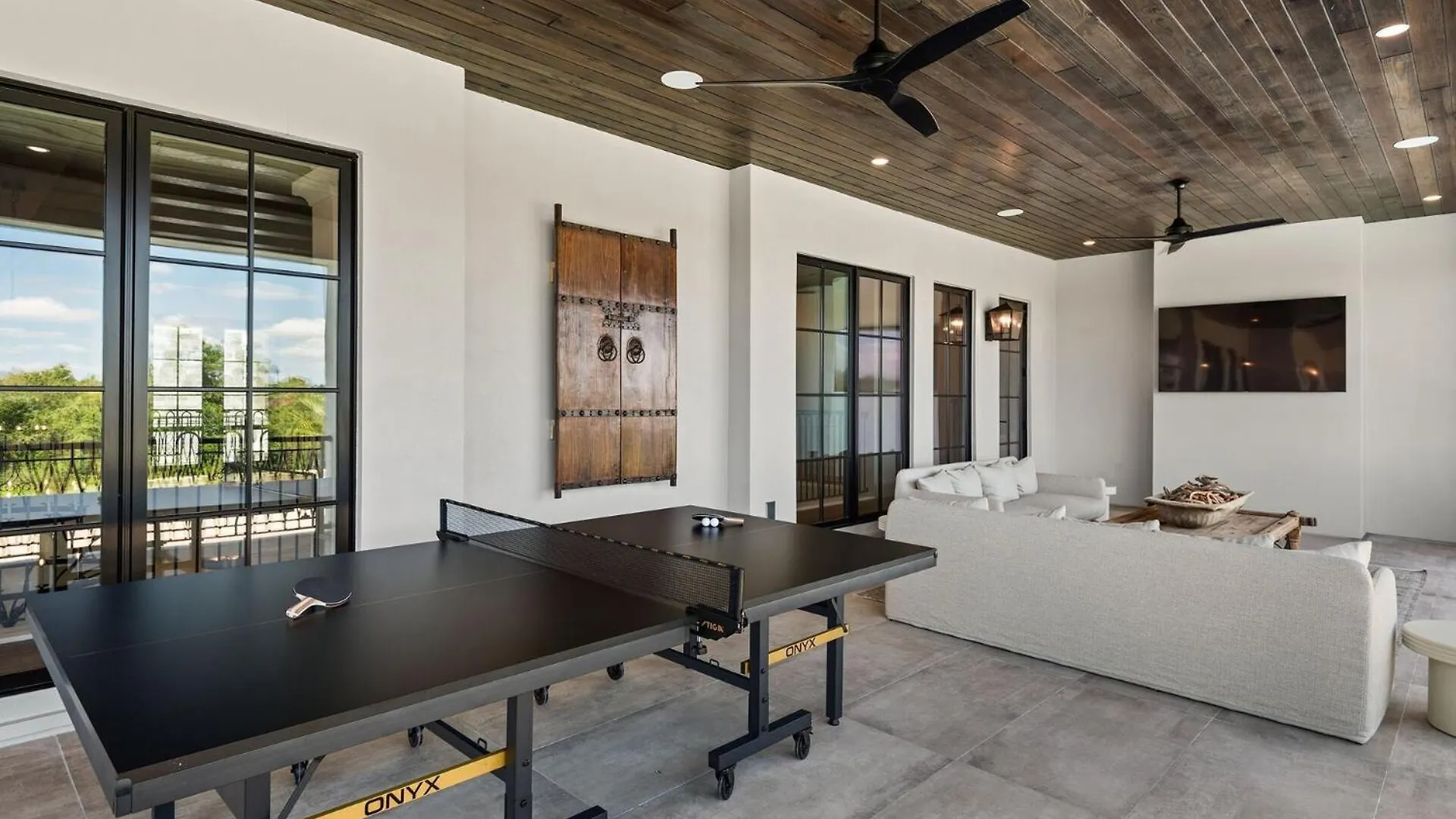 Luxurious 15 Bedroom In Orlando6515 Villa Kissimmee