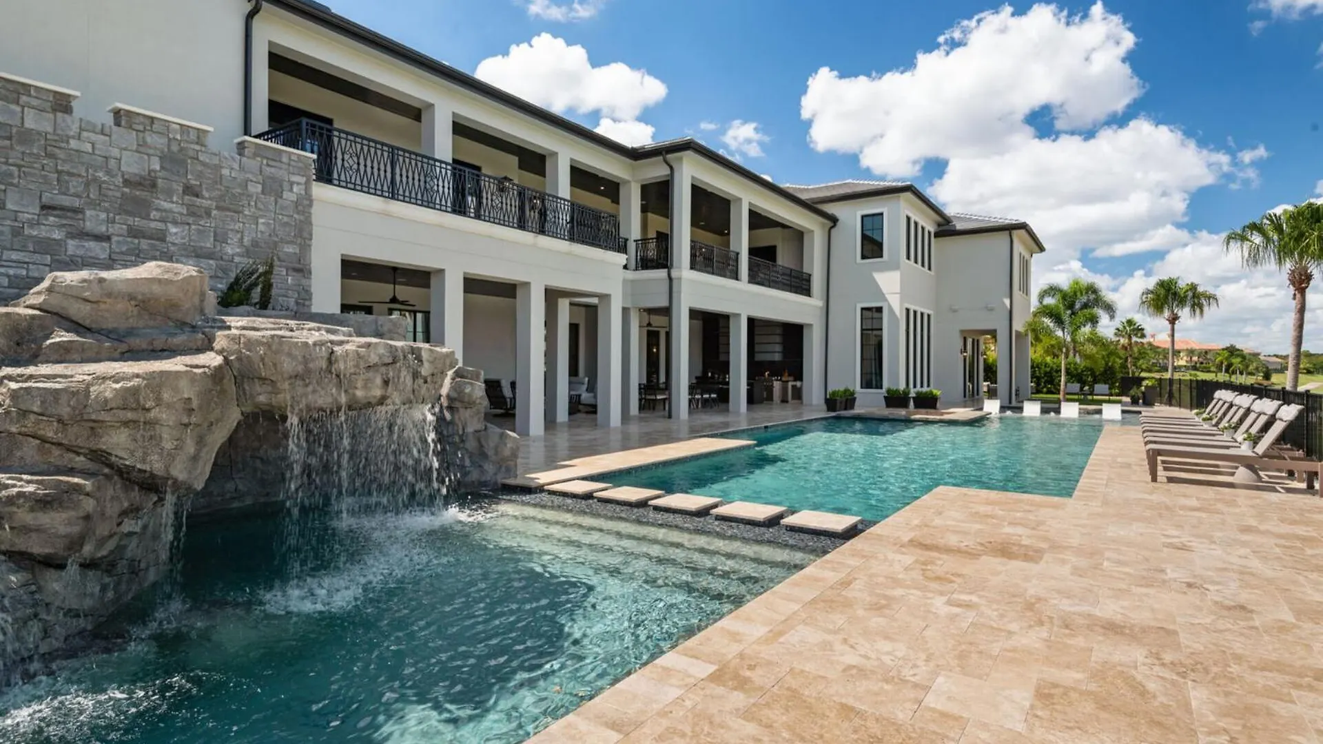 Luxurious 15 Bedroom In Orlando6515 Villa