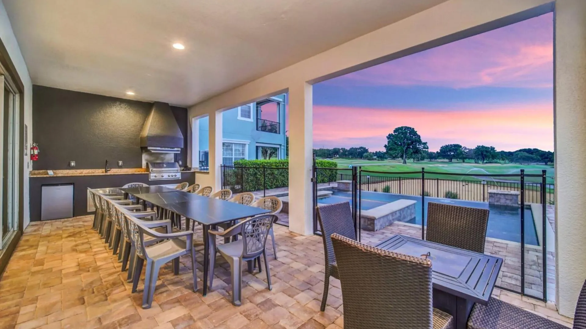 Orlando Oasis: 7 Bedroom Villa6514 Kissimmee