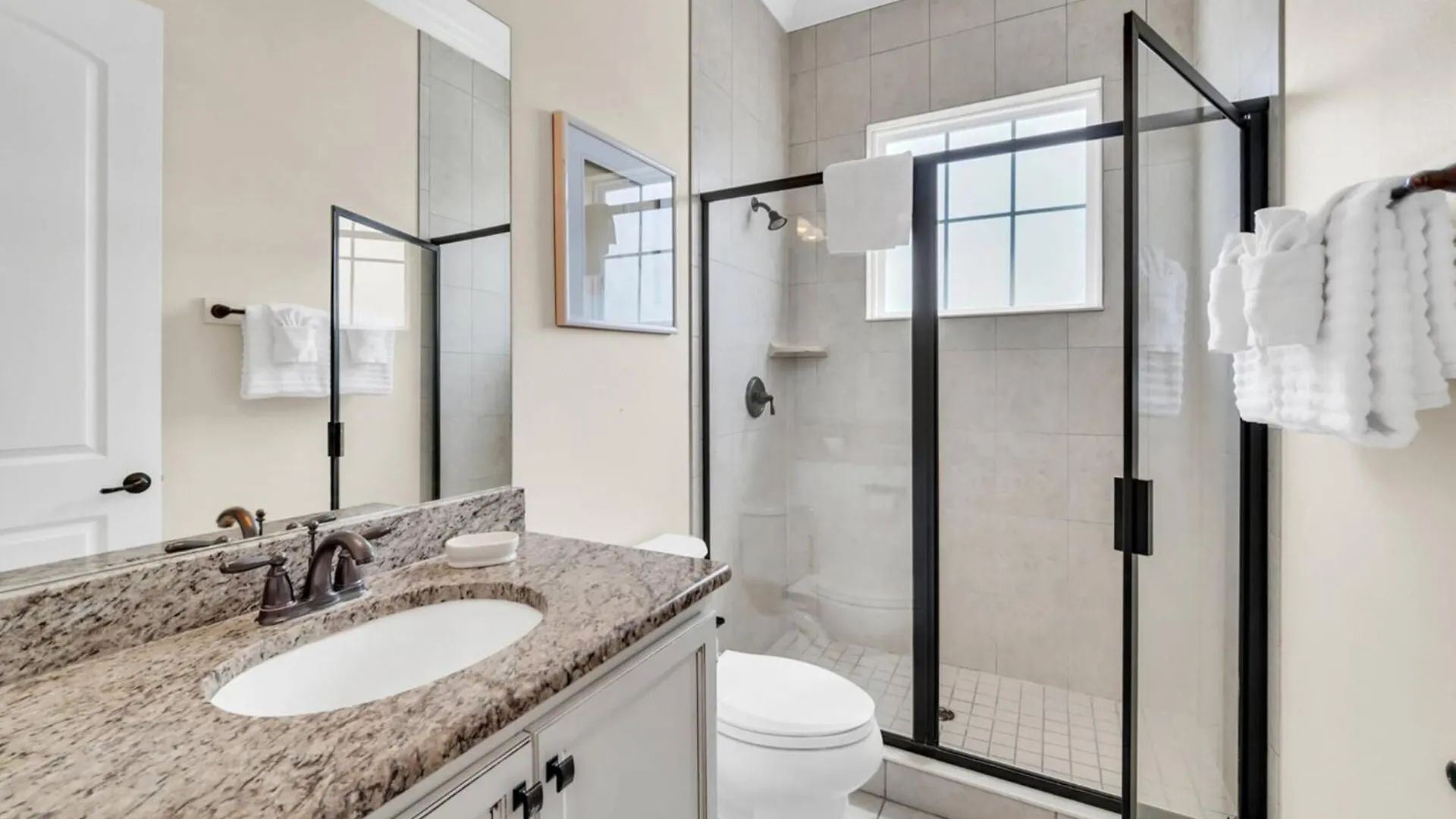 Orlando Oasis: 7 Bedroom Villa6514 Kissimmee
