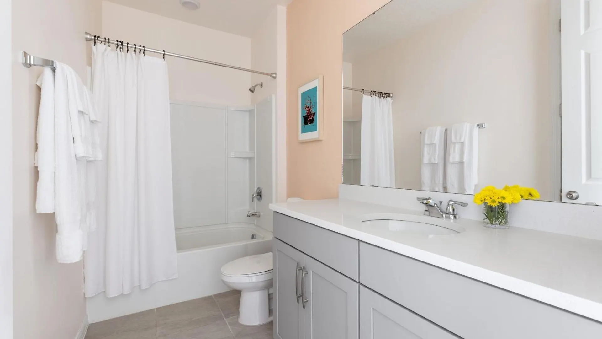 Holiday home Coconut Breeze Near Parks 25 Guests Located In Solara
