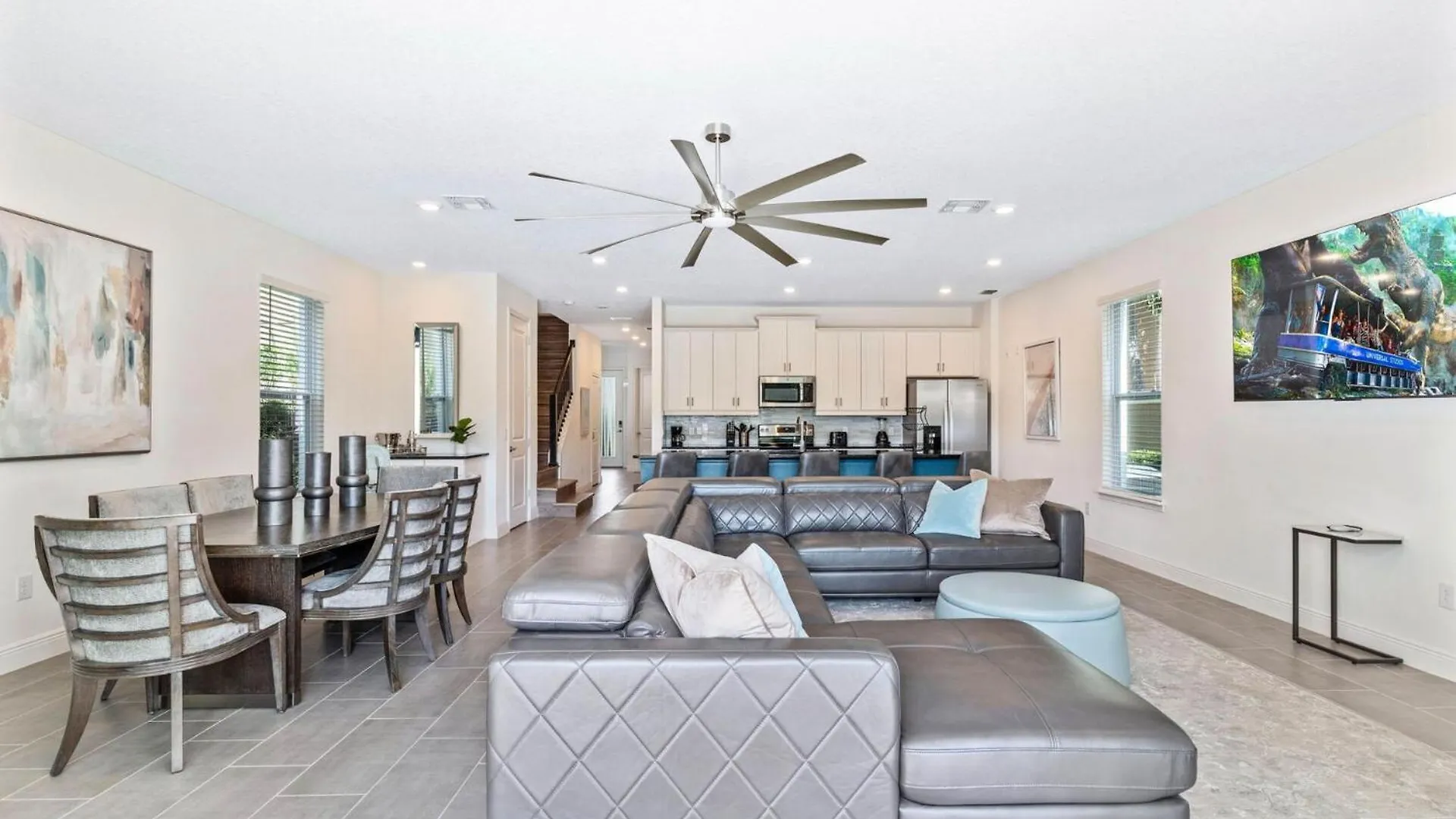 Rent The Perfect 4 Bedroom Reunion 1018 Villa *