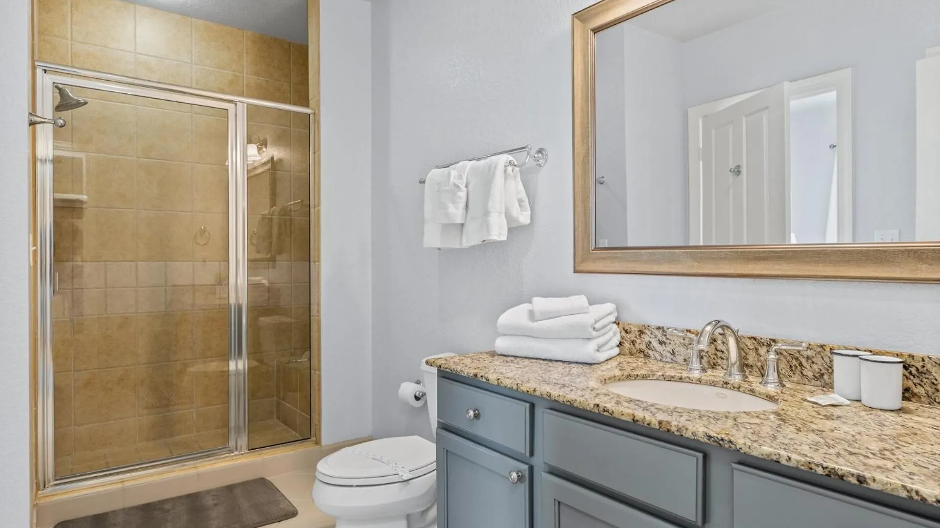 Villa Perfect 3 Bedroom Townhome On Reunion And Orlando Townhome 5688 *