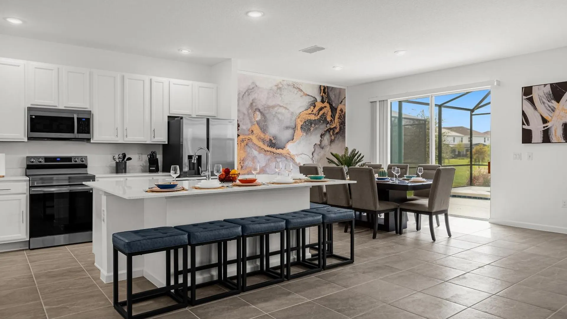 Super - Brand New Themed 9br Near Holiday home *