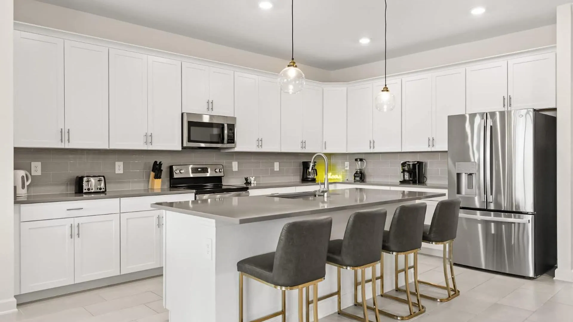 Upstay Luxury Living W Pool Hot Tub Cinema Holiday home Kissimmee