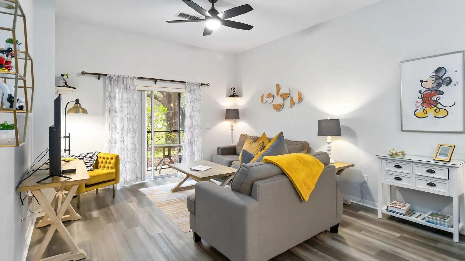 Classic Themed On Ground Floor Holiday home