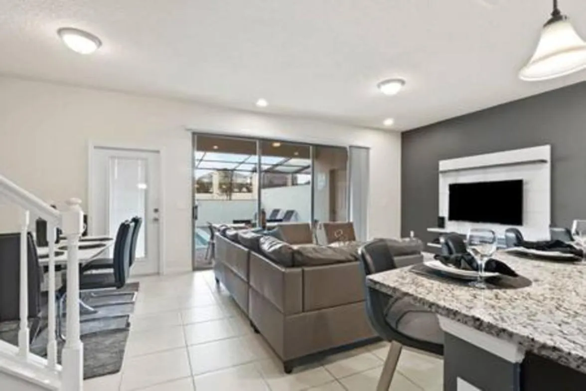 Free Water Park Private Pool Fantastic 5 Bedroom Kissimmee