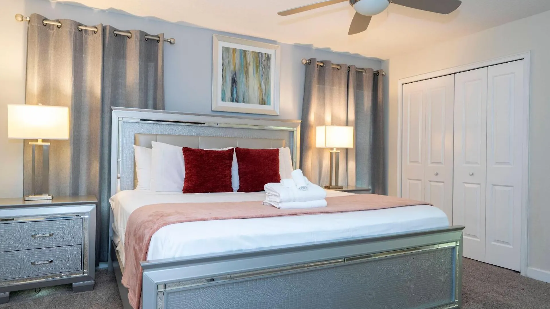Gorgeous 4 Bedroom With Pool And View Kissimmee
