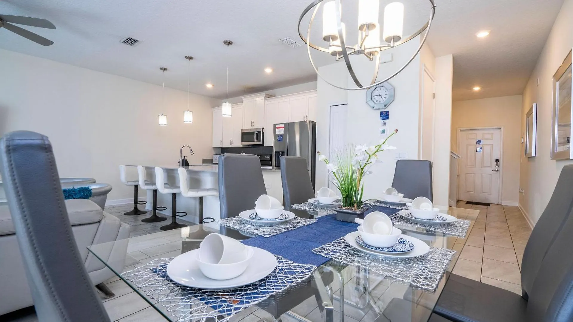 Gorgeous 4 Bedroom With Pool And View * Kissimmee