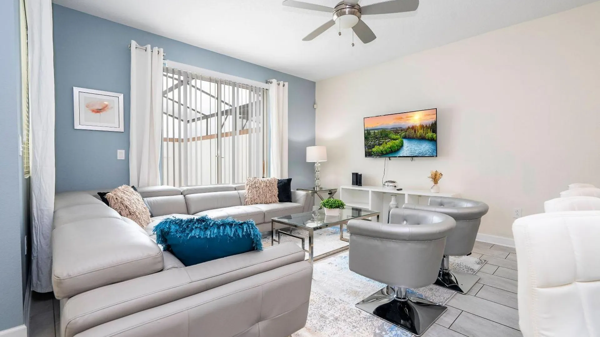 Holiday home Gorgeous 4 Bedroom With Pool And View Kissimmee