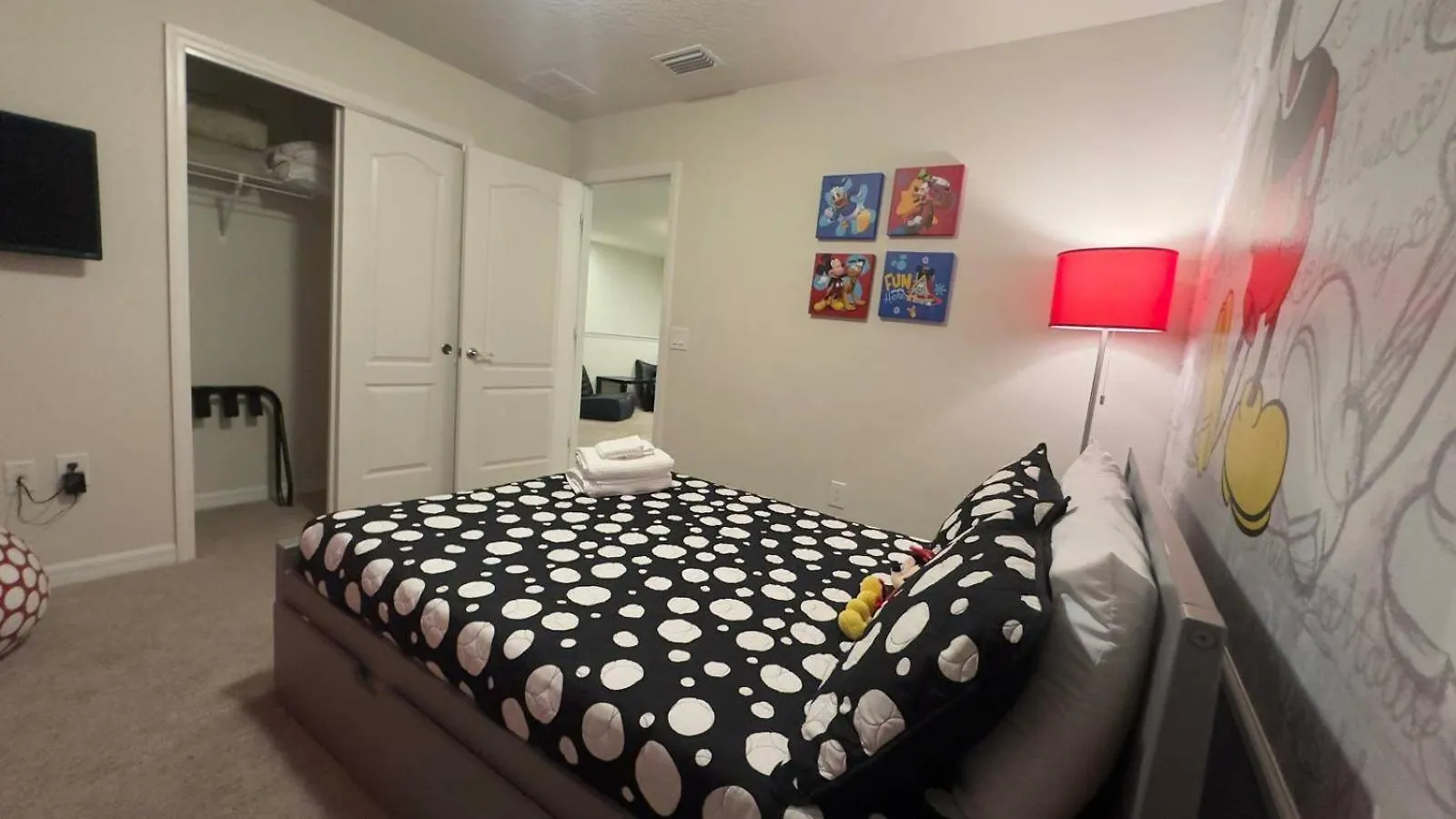 Free Water Park Private Pool Fantastic 5 Bedroom Kissimmee