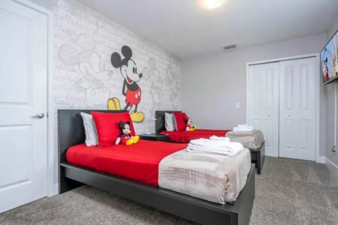 Сasa de vacaciones Beautiful 4 Bed3.5 Bath With Jacuzzi *