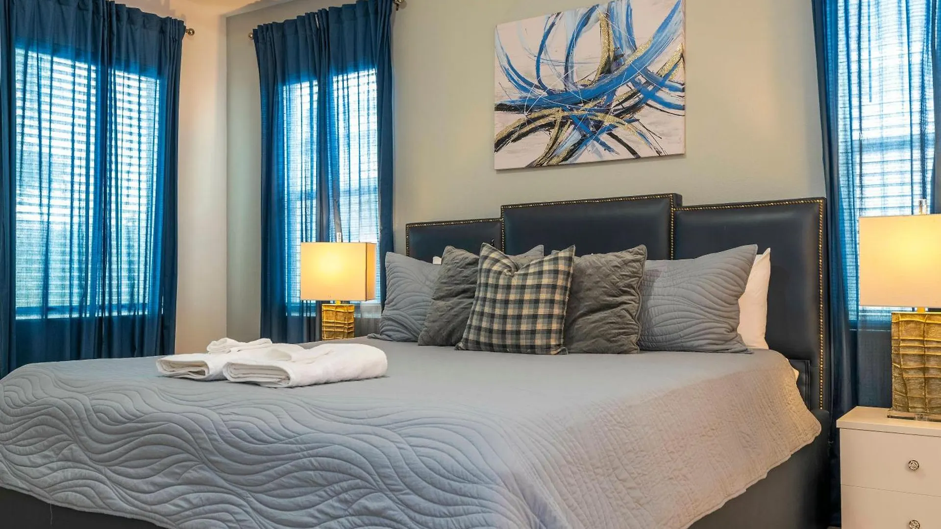 5 - Game Theater Private Pool Kissimmee