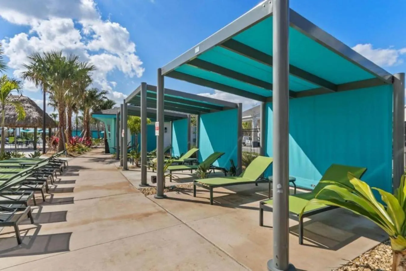 Luxury Storey Mins To Villa *