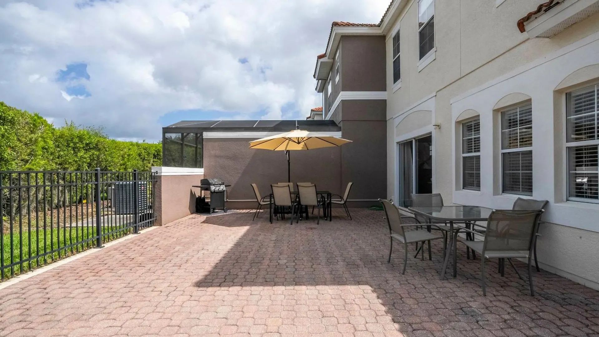 4 Bedrooms Close To * Kissimmee