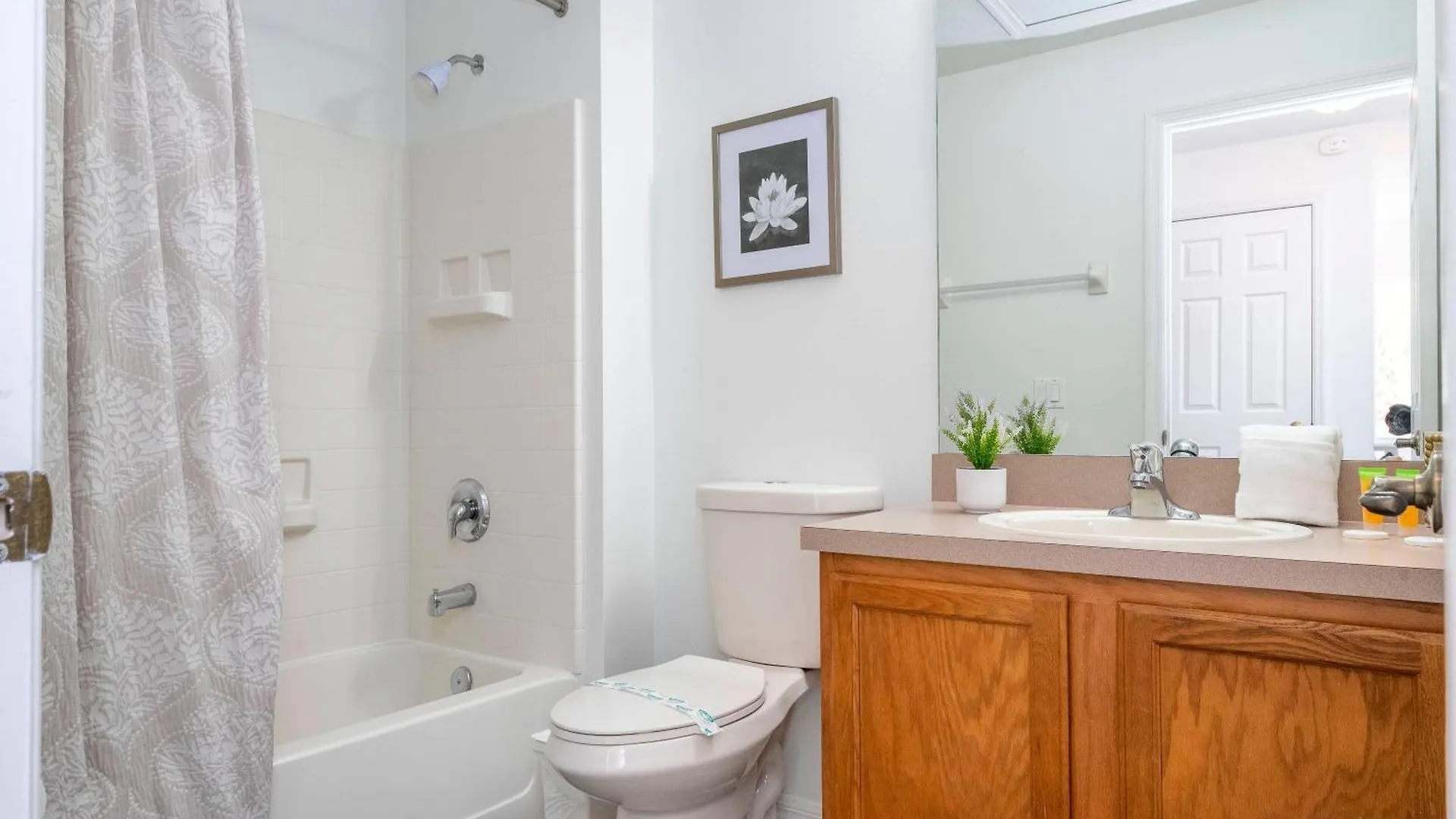 4 Bedrooms Close To * Kissimmee