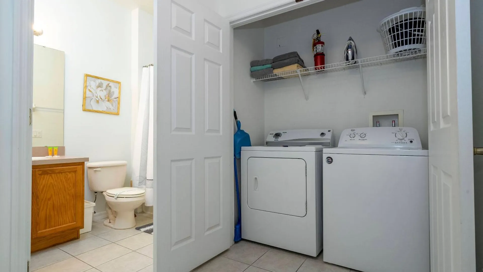 4 Bedrooms Close To Holiday home *