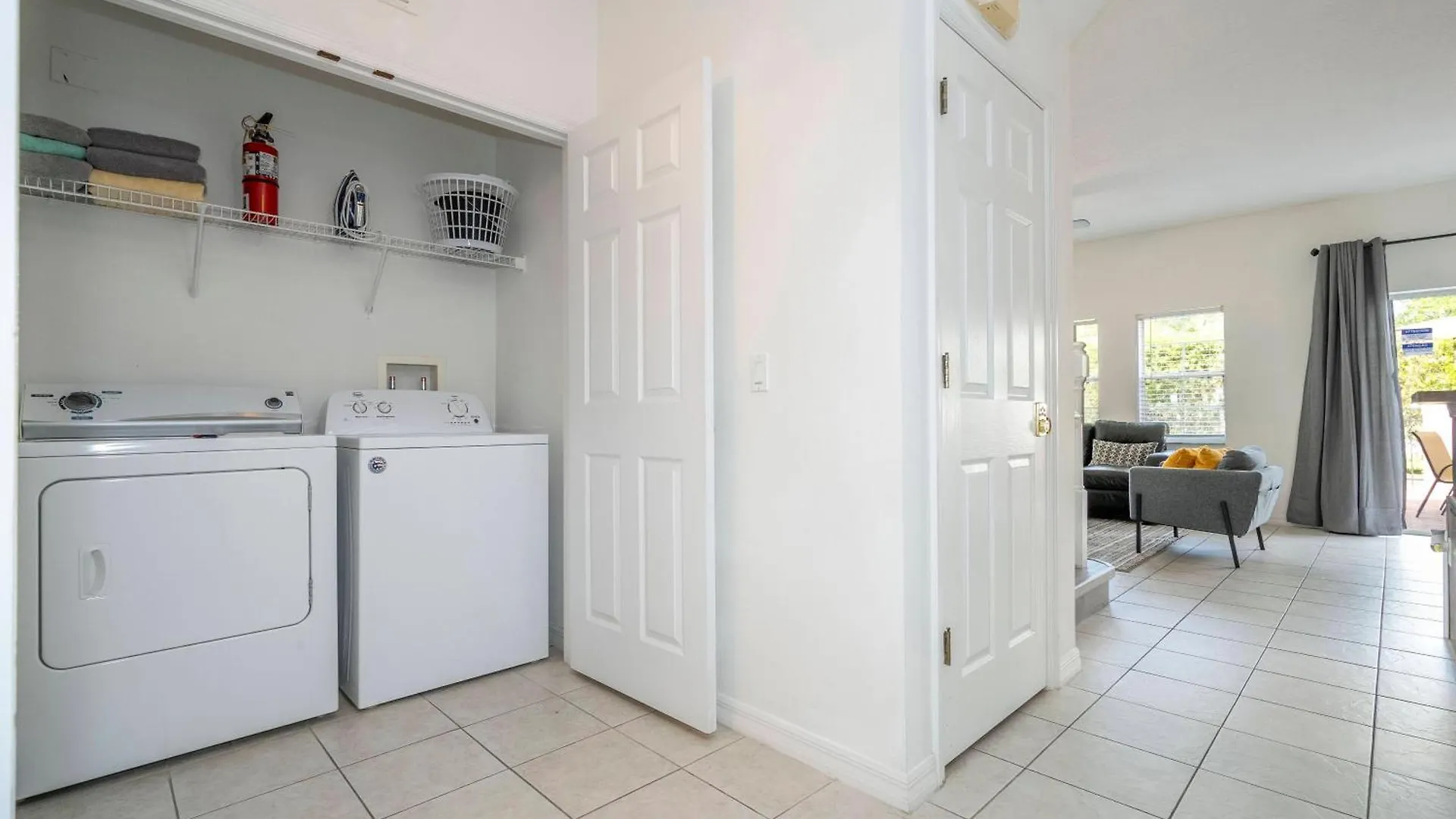 4 Bedrooms Close To * Kissimmee