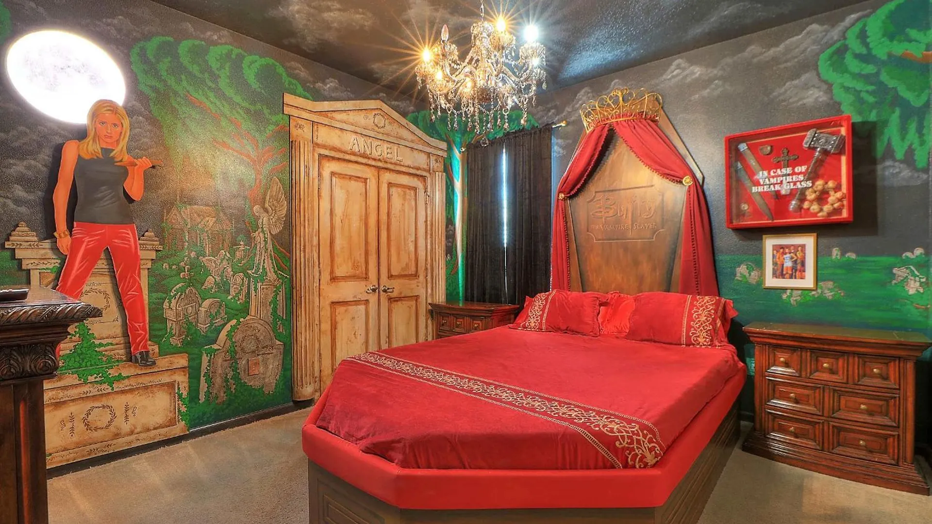 Showstopper 15br Lakeside Villatheater