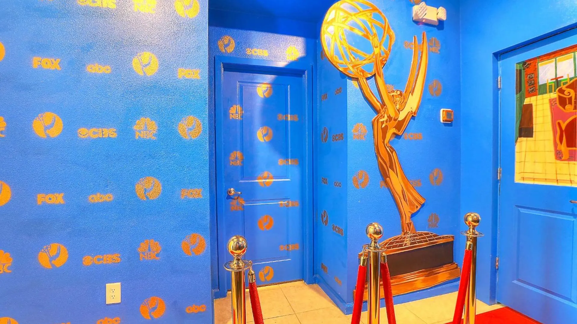 Showstopper 15br Lakeside Villatheater Kissimmee