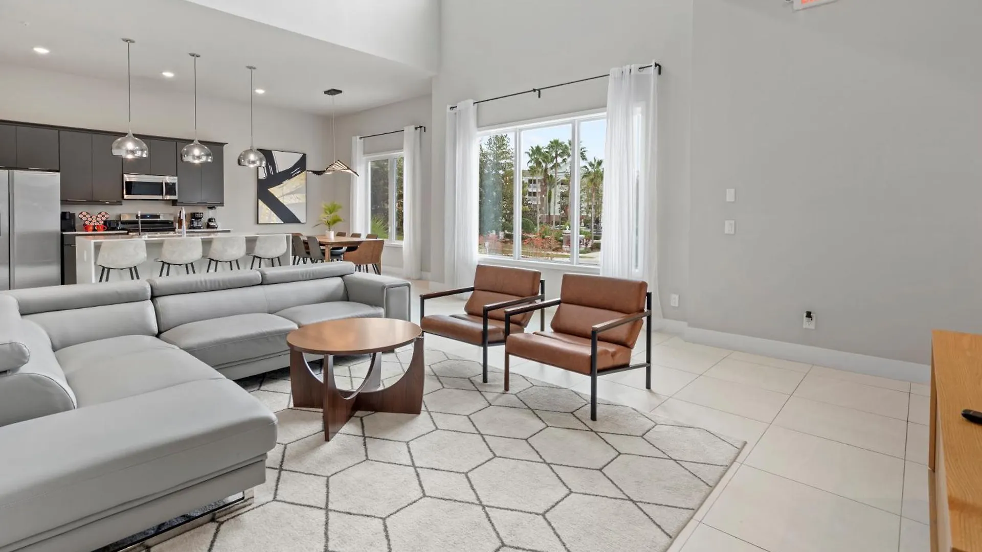 5 Bd 4.5 B Luxury 36-206 Apartment *