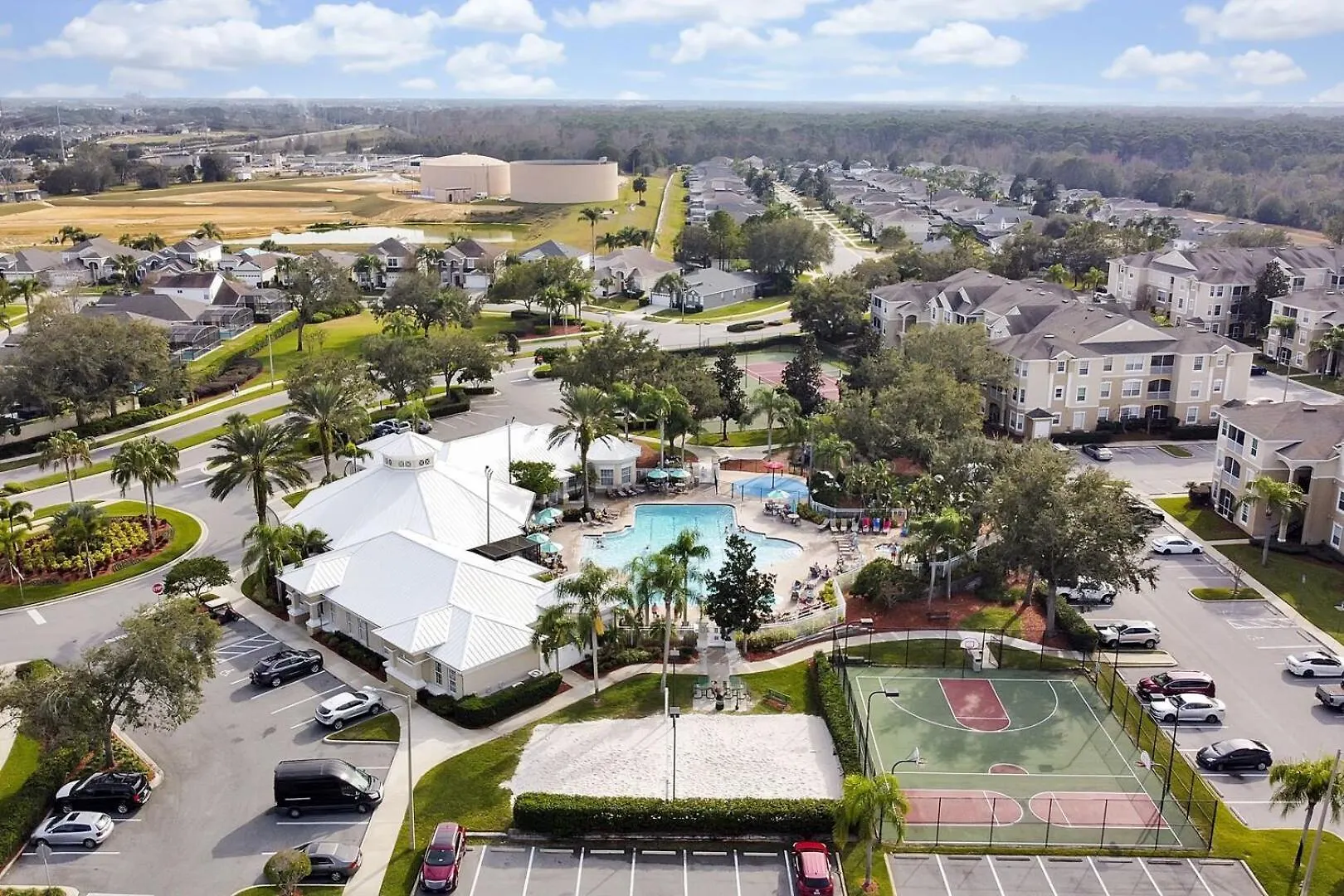 Windsor Palms - Pool, Theatre &near