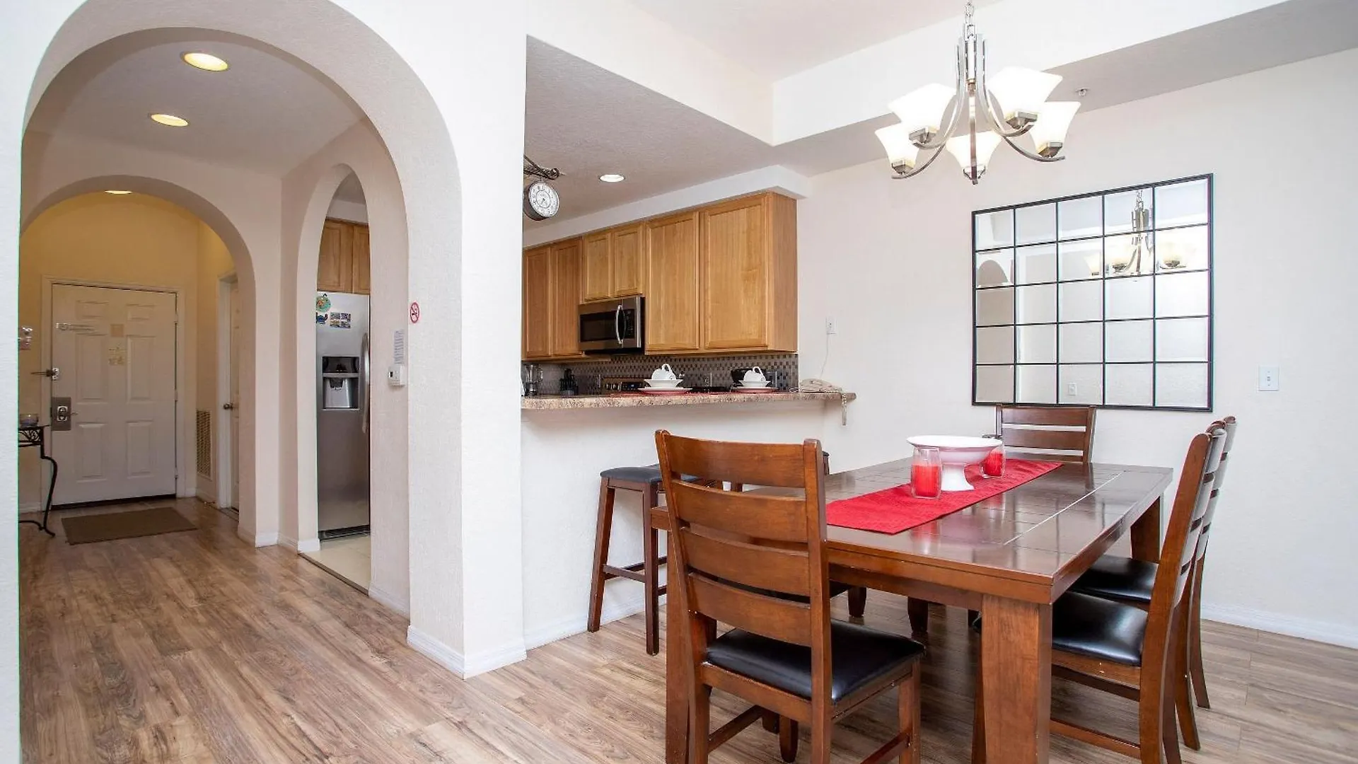Apartment Modern 3br Near W/ Perks *