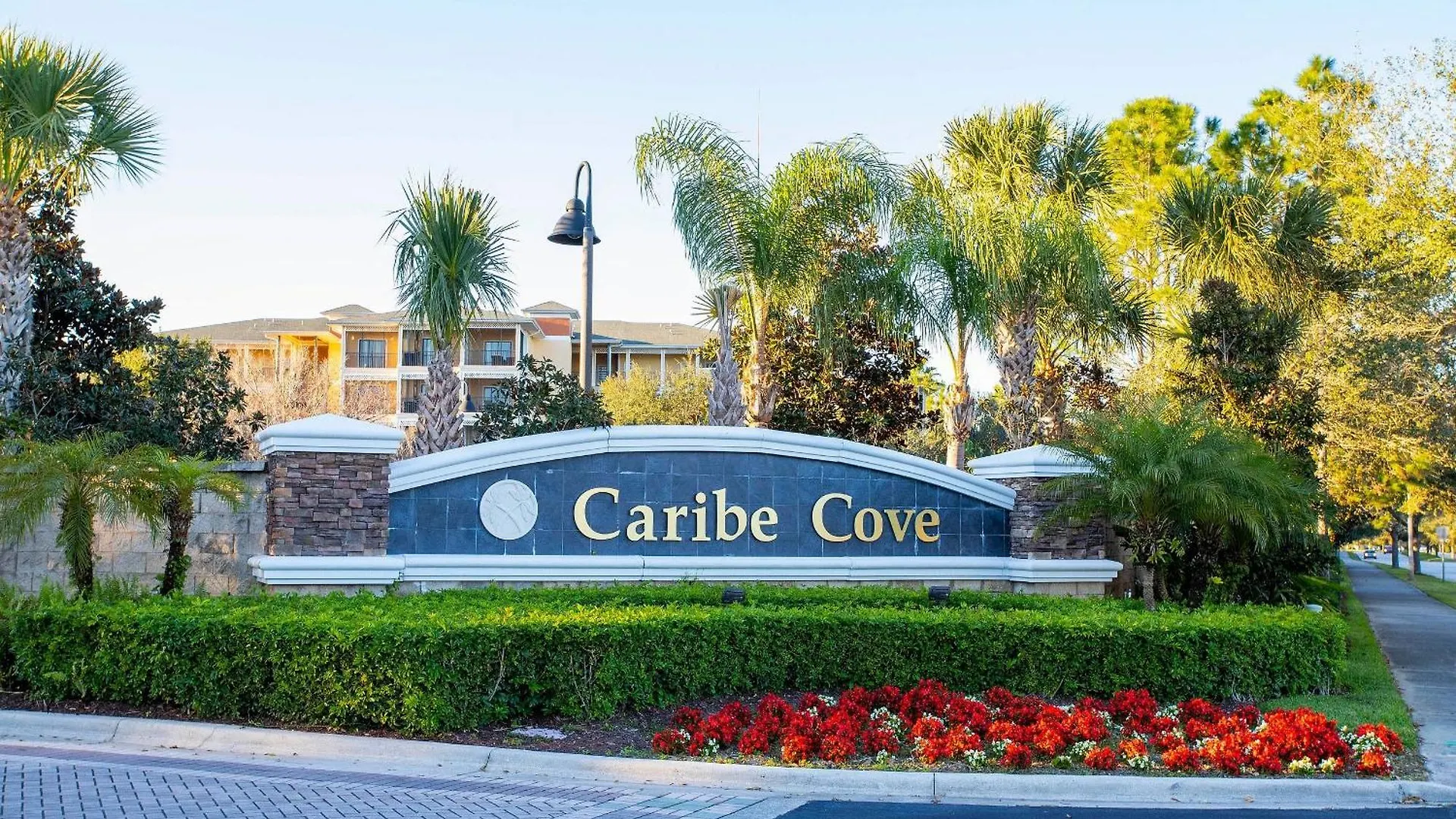 Apartment Modern 3br Near W/ Perks