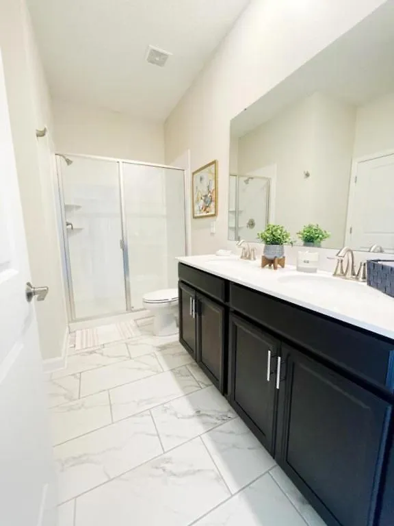 Luxury 6 Bedroom 5 Bath Pool 199 *