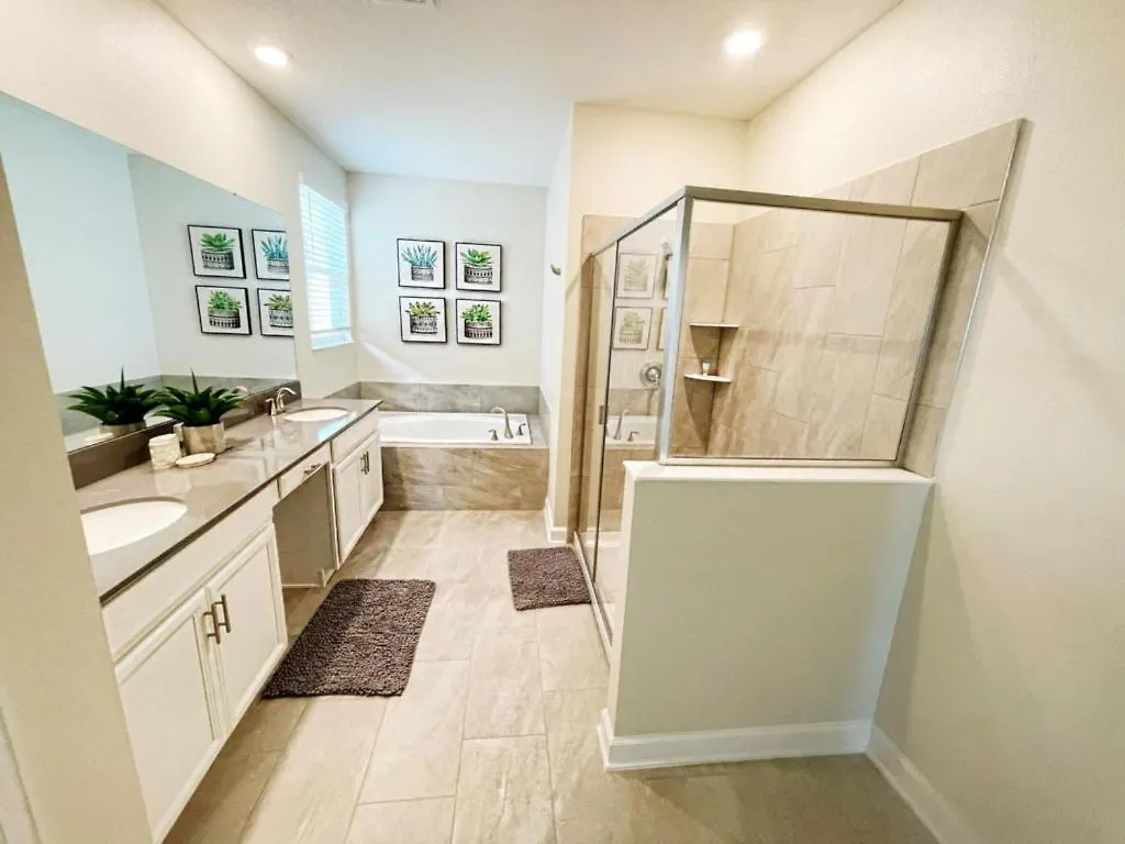 Luxury 6 Bedroom 5 Bath Pool 199 * Kissimmee