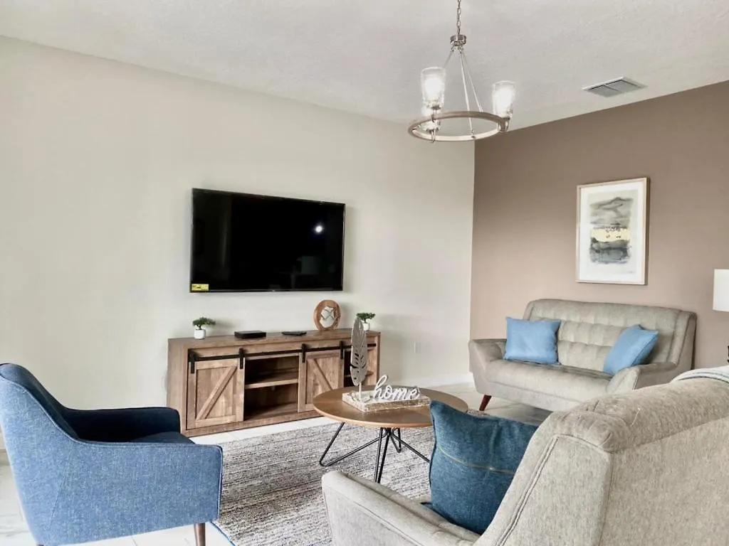 Luxury 6 Bedroom 5 Bath Pool 202 * Kissimmee