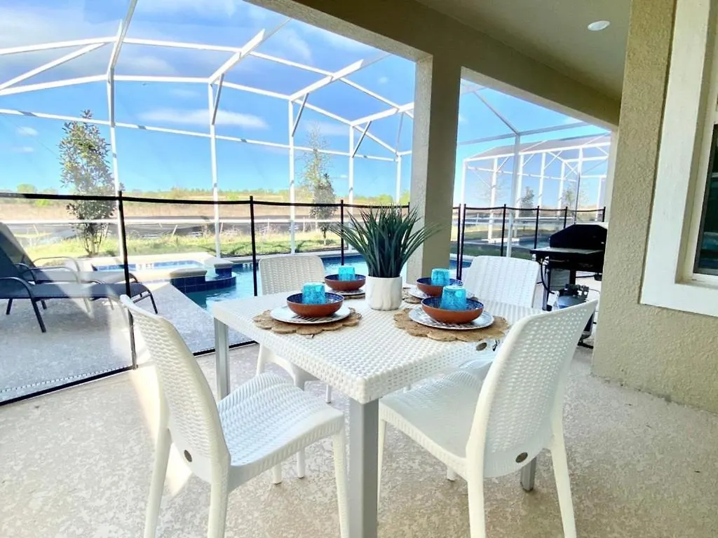 Holiday home Luxury 6 Bedroom 5 Bath Pool 200 *
