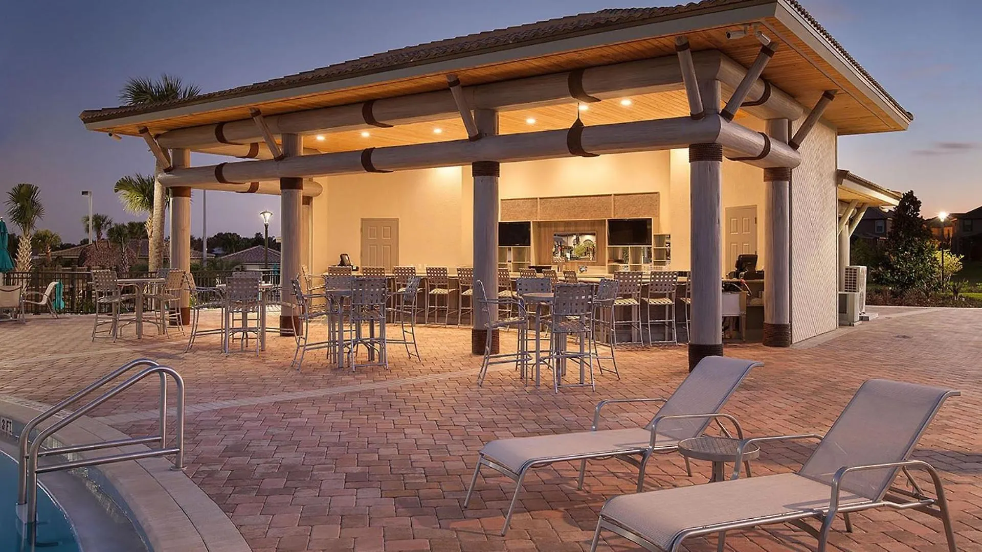 Holiday home Luxury 6 Bedroom 5 Bath Pool 200 *
