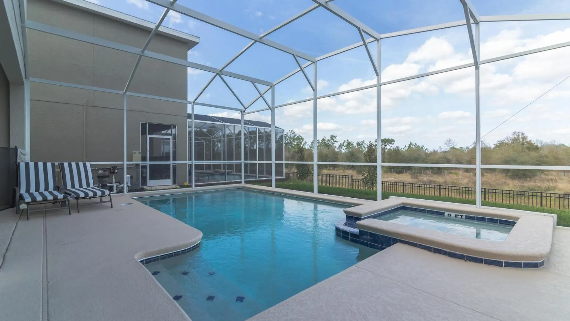 Casa de Férias Luxury 6 Bedroom 5 Bath Pool 174 Kissimmee